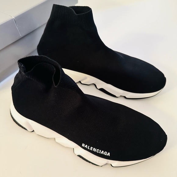 BALENCIAGA Speed Light Knit Sneakers Black White - Picture 7 of 13